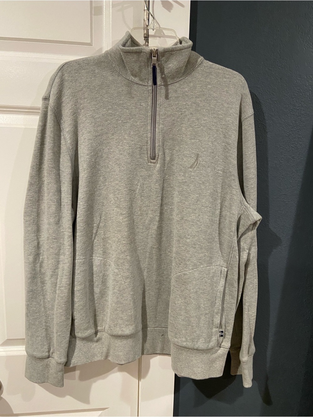 Nautica Men's Light Gray Quarter-Zip Pullover